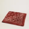 Eșarfă de culoare burgund cu model paisley