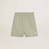 Pantaloni scurți verde deschis cu stea albă
