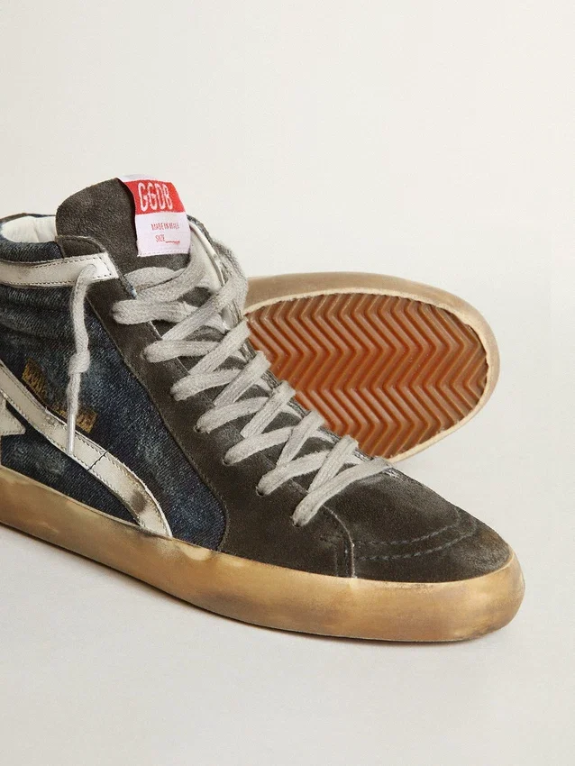 Adidași de tip Slide din denim albastru-închis cu stea din piele albă