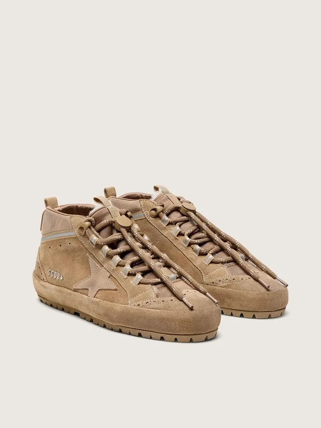 Adidași Mid Star pentru femei din piele de căprioară de culoare caramel, cu stea din nubuc și bandă din piele de căprioară la călcâi