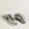 Adidași pentru bărbați cu Running Sole din nailon albastru deschis, cu stea neagră și bandă de călcâi din piele verde