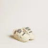 Adidași pentru copii din piele nappa cu motiv de trandafir roz și stea din piele de căprioară albă
