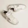 Adidași Stardan cu stea din piele metalizată argintie și bandă la călcâi
