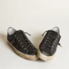 Adidași V-Star din denim albastru-închis, cu stea și vârf din piele neagră