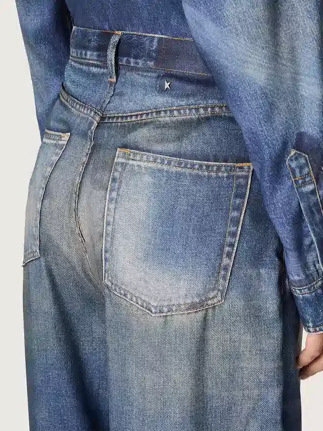 Blugi boyfriend pentru femei din denim albastru cu imprimeu de arhivă
