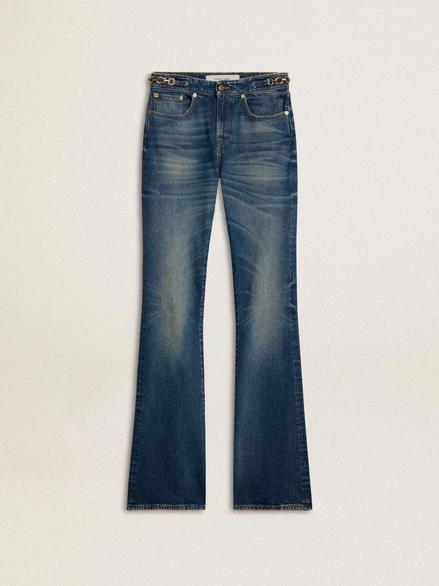 Blugi pentru femei cu croială bootcut, spălare vintage și detalii metalice