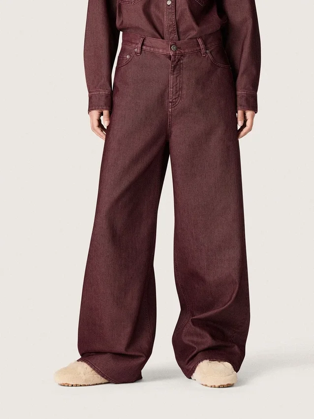 Blugi pentru femei din denim burgund