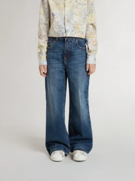 Blugi pentru fete cu croială bootcut, spălare medie și broderie