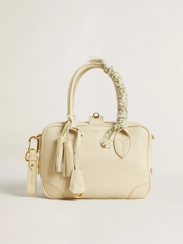 Breloc „Worn White”