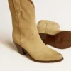 Cizme joase Wish Star din piele de căprioară cerată de culoare nisip, cu broderie în formă de stea