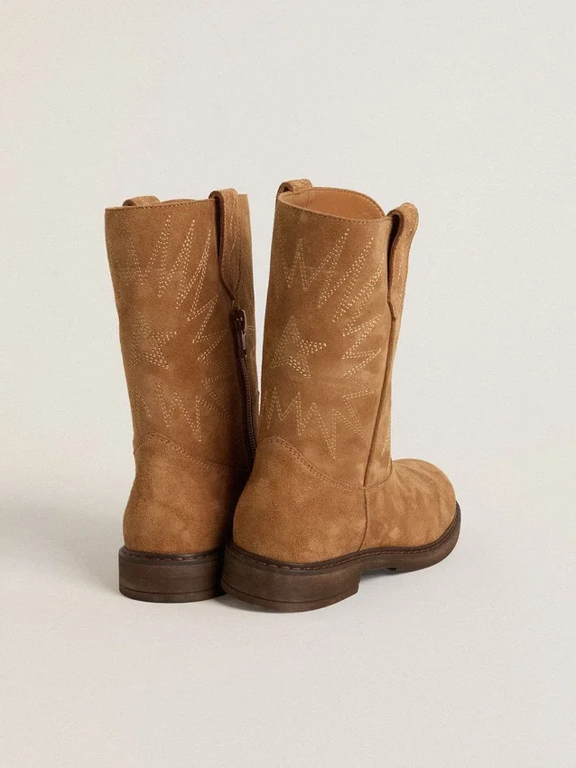 Cizme Wish Young din piele de căprioară de culoare camel, cu broderie în formă de stea