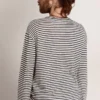 Cămășă pentru bărbați cu dungi albe și albastre și broderie pe față