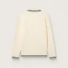 Cămășă polo pentru bărbați cu mâneci lungi, din tricot alb, cu margini contrastante și insignă detașabilă
