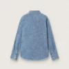 Cămașă unisex Journey din bumbac chambray albastru deschis, cu tiv cu franjuri și aplică brodată