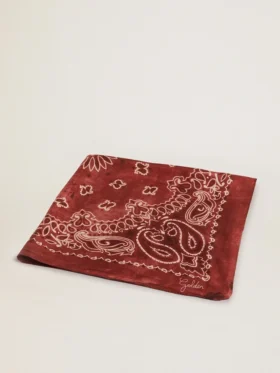 Eșarfă de culoare burgund cu model paisley