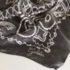 Eșarfă gri antracit cu imprimeu paisley