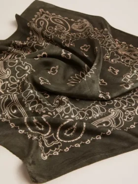 Eșarfă verde mușchi cu model paisley