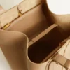 Geanta 24/7 North South din piele de culoare cappuccino, cu mânere reglabile