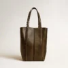 Geanta 24/7 North South din piele neagră cu aspect uzat, cu mânere reglabile