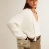 Geanta Venezia mică din piele cu textură, de culoare gri mineral, cu detalii aurii
