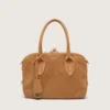 Geanta Vita din piele de căprioară de culoare camel cu detalii aurii
