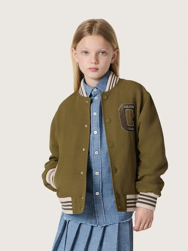 Jachetă bomber unisex Journey din sargă de nailon verde militar cu patch brodat