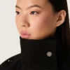Jachetă oversized pentru femei din sargă de bumbac neagră, cu broderie florală din paiete