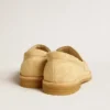 Mocasini Jerry din piele de căprioară cerată de culoare ecru