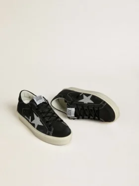Model Hi Star pentru femei din piele de căprioară neagră cu stea din cristale Swarovski argintii