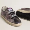 Model Old School pentru femei din piele laminată violetă, cu stea din nubuc liliac și bandă la călcâi