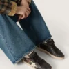 Modelul Ball Star LTD pentru femei din piele nappa de culoare abanos, cu broderie multicoloră și stea albă