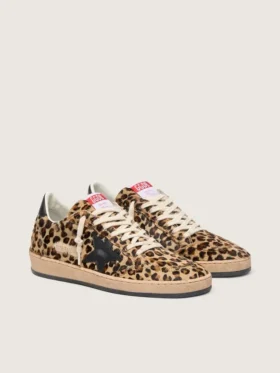 Modelul Ball Star pentru femei din piele de ponei cu imprimeu leopard, stea din piele neagră și bandă de călcâi
