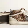 Modelul Mid Star pentru femei din piele de ponei cu imprimeu leopard și stea neagră