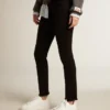 Modelul Purestar pentru femei, pe bază de materiale biologice, cu stea albă și bandă la călcâi