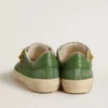 Modelul Soul Star pentru bărbați din piele de căprioară verde, cu bandă de piele verde la călcâi