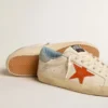 Modelul Super-Star pentru bărbați, cu stea cu imprimeu de crocodil și bandă argintie-albastră pe călcâi