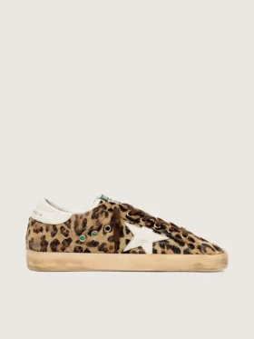 Modelul Super-Star pentru femei din piele de ponei cu imprimeu leopard, cu stea din piele și bandă la călcâi