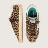 Modelul Super-Star pentru femei din piele de ponei cu imprimeu leopard, cu stea din piele și bandă la călcâi