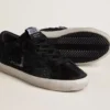 Modelul Super-Star pentru femei din piele de ponei neagră, cu cristale Swarovski negre și stea din piele de căprioară neagră