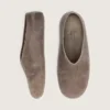 Modelul Tierra pentru femei din piele de căprioară de culoare kaki