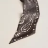 Panglică din mătase neagră cu model paisley