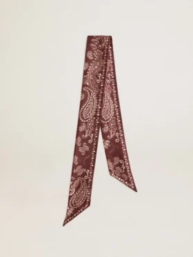 Panglică din mătase twill de culoare burgund cu model paisley