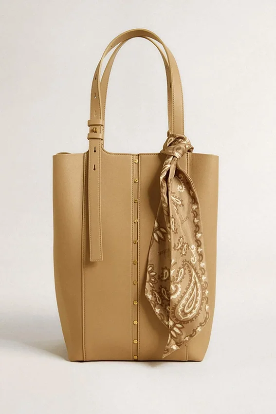 Panglică din twill de mătase gri-porumbel cu model paisley