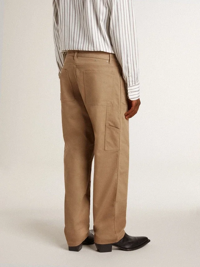 Pantaloni bej pentru bărbați cu patch-uri