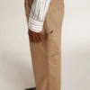 Pantaloni bej pentru bărbați cu patch-uri