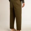 Pantaloni chino din Golden Collection, de culoare verde militar