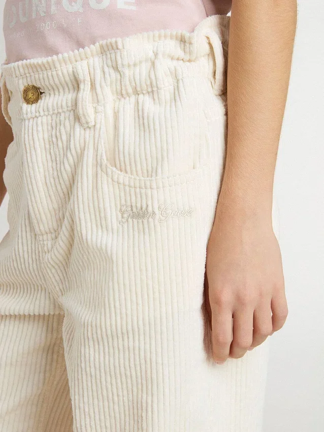 Pantaloni largi cu nervuri, de culoare crem, pentru fete, cu broderie