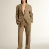 Pantaloni pentru femei din amestec de in cu model în zig-zag, de culoare nisip