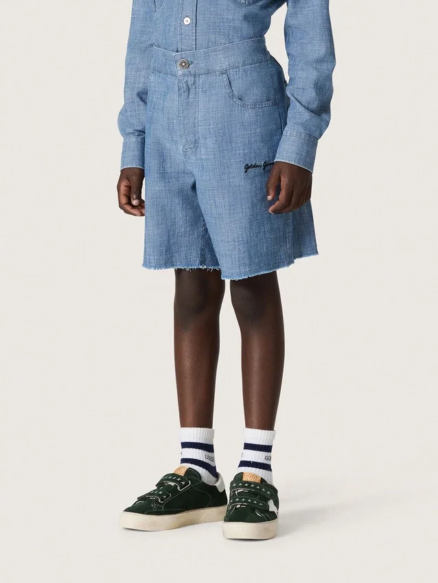 Pantaloni scurți unisex Journey din bumbac chambray albastru deschis, cu logo brodat
