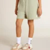 Pantaloni scurți verde deschis cu stea albă